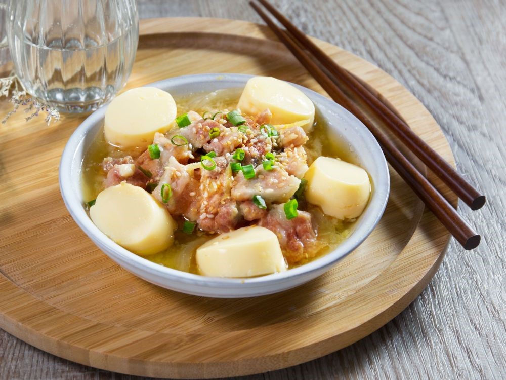 Trổ tài thịt hấp đậu hũ trừng chỉ bằng nồi cơm điện