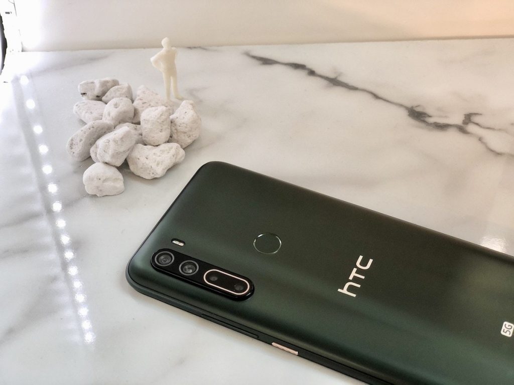 HTC tái xuất, trình làng mẫu smartphone HTC U20 5G đầu tiên của hãng 02