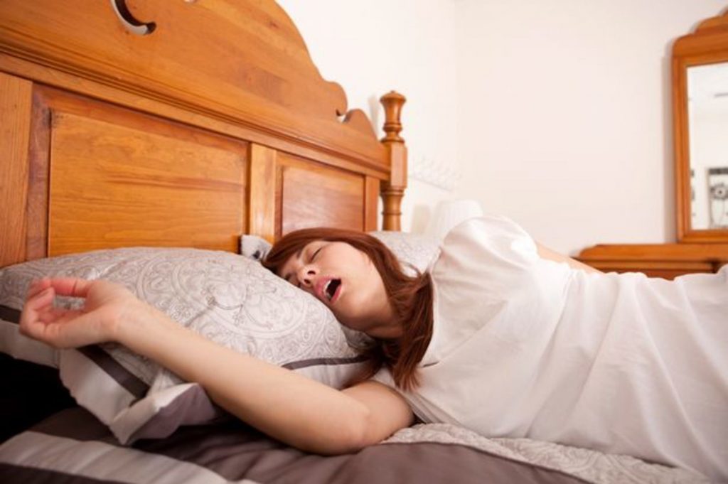 9 dấu hiệu khi ngủ cảnh báo tuổi thọ đang ngắn lại, phải đi khám ngay kẻo muộn - 1